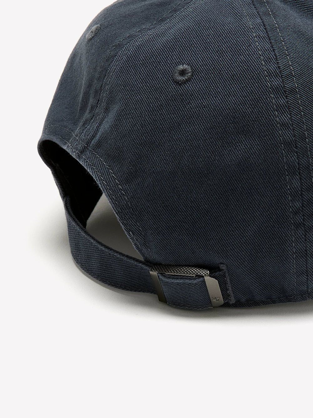 VINTAGE NAVY